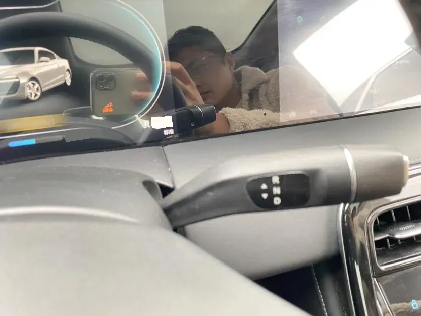 2019 Leapmotor S01 BEV 35.6KWH,autocango,china used car exporter,china ev exporter,chinese used car exporter,chinese used ev exporter