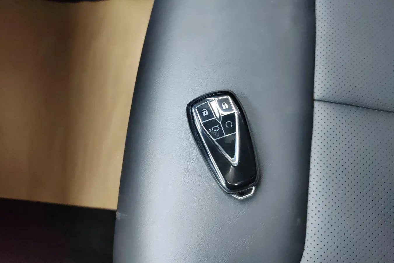 2023 ChangAn Raeton Plus 1.5T 188HP L4 7DCT,autocango,china used car exporter,china ev exporter,chinese used car exporter,chinese used ev exporter