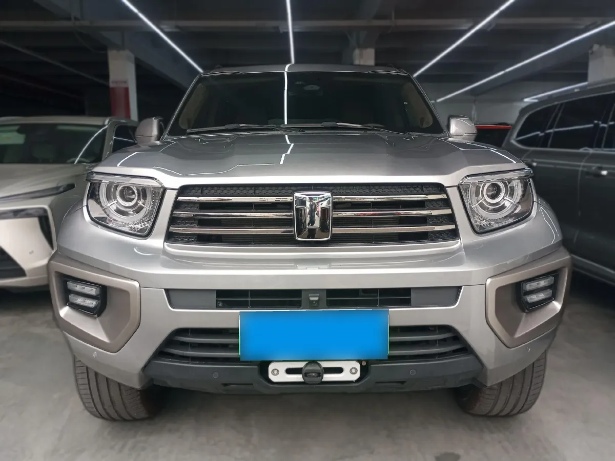 2024 Tank 700 3.0T 360HP V6 9AT PHEV 37.1KWH,autocango,china used car exporter,china ev exporter,chinese used car exporter,chinese used ev exporter
