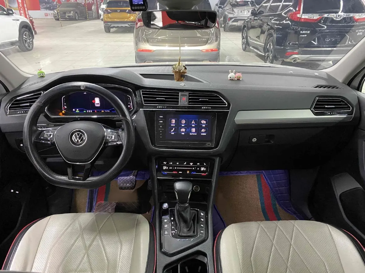 2021 Volkswagen Tiguan L 1.4T 150HP L4 6DCT PHEV 13KWH,autocango,china used car exporter,china ev exporter,chinese used car exporter,chinese used ev exporter