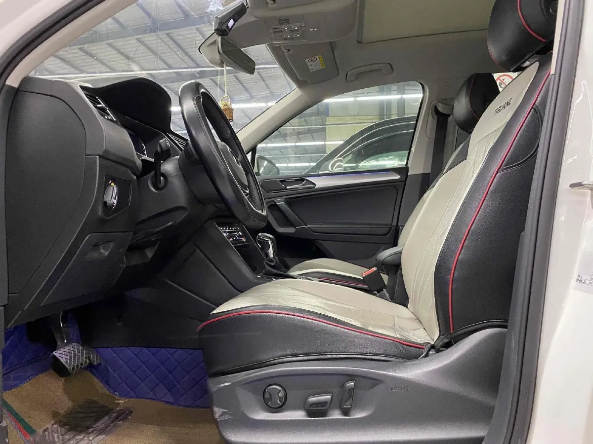 2021 Volkswagen Tiguan L 1.4T 150HP L4 6DCT PHEV 13KWH,autocango,china used car exporter,china ev exporter,chinese used car exporter,chinese used ev exporter