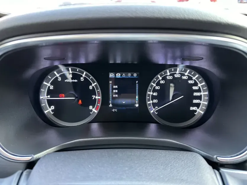 2021 ChangAn Raeton CC 1.5T 180HP L4 7DCT,autocango,china used car exporter,china ev exporter,chinese used car exporter,chinese used ev exporter