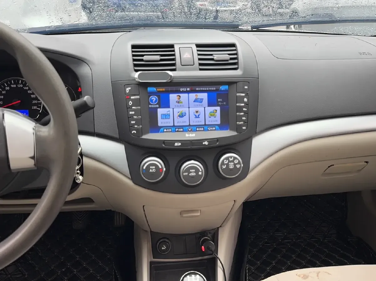 2012 ChangAn Alsvin V5 1.5L 114HP L4 5MT,autocango,china used car exporter,china ev exporter,chinese used car exporter,chinese used ev exporter