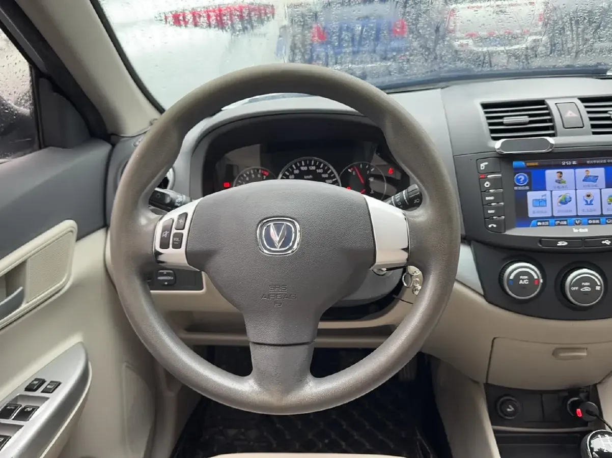 2012 ChangAn Alsvin V5 1.5L 114HP L4 5MT,autocango,china used car exporter,china ev exporter,chinese used car exporter,chinese used ev exporter