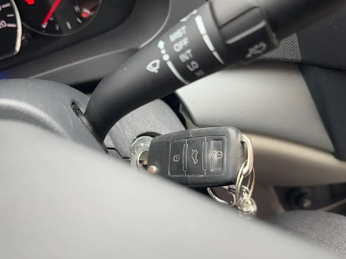 2012 ChangAn Alsvin V5 1.5L 114HP L4 5MT,autocango,china used car exporter,china ev exporter,chinese used car exporter,chinese used ev exporter