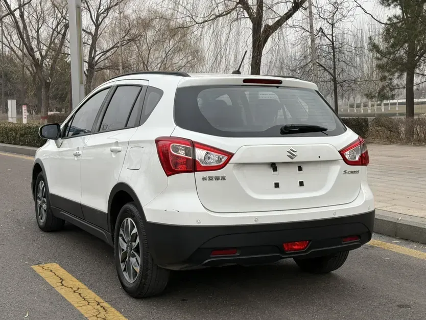 2017 Suzuki SX4 S-Cross 1.6L 122HP L4 5MT,autocango,china used car exporter,china ev exporter,chinese used car exporter,chinese used ev exporter
