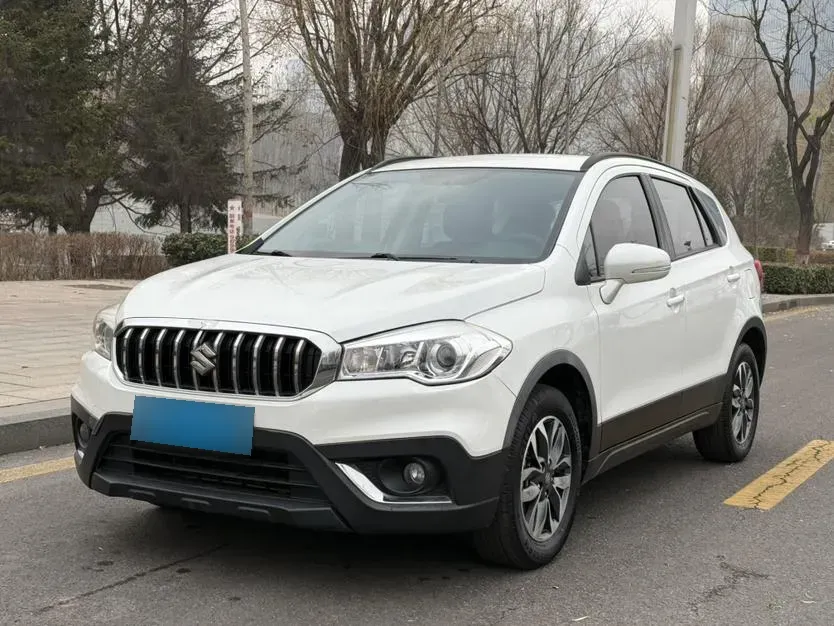 2017 Suzuki SX4 S-Cross 1.6L 122HP L4 5MT,autocango,china used car exporter,china ev exporter,chinese used car exporter,chinese used ev exporter