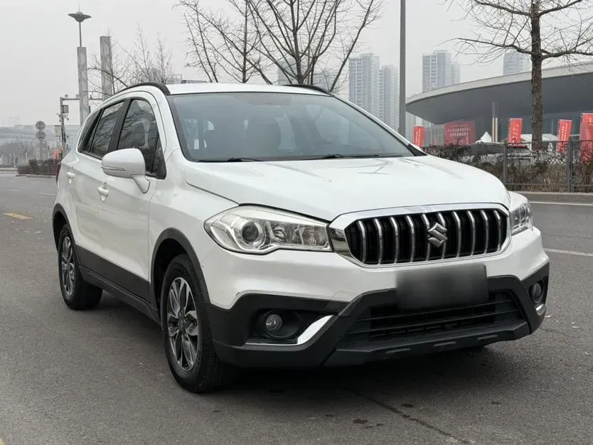 2017 Suzuki SX4 S-Cross 1.6L 122HP L4 5MT,autocango,china used car exporter,china ev exporter,chinese used car exporter,chinese used ev exporter