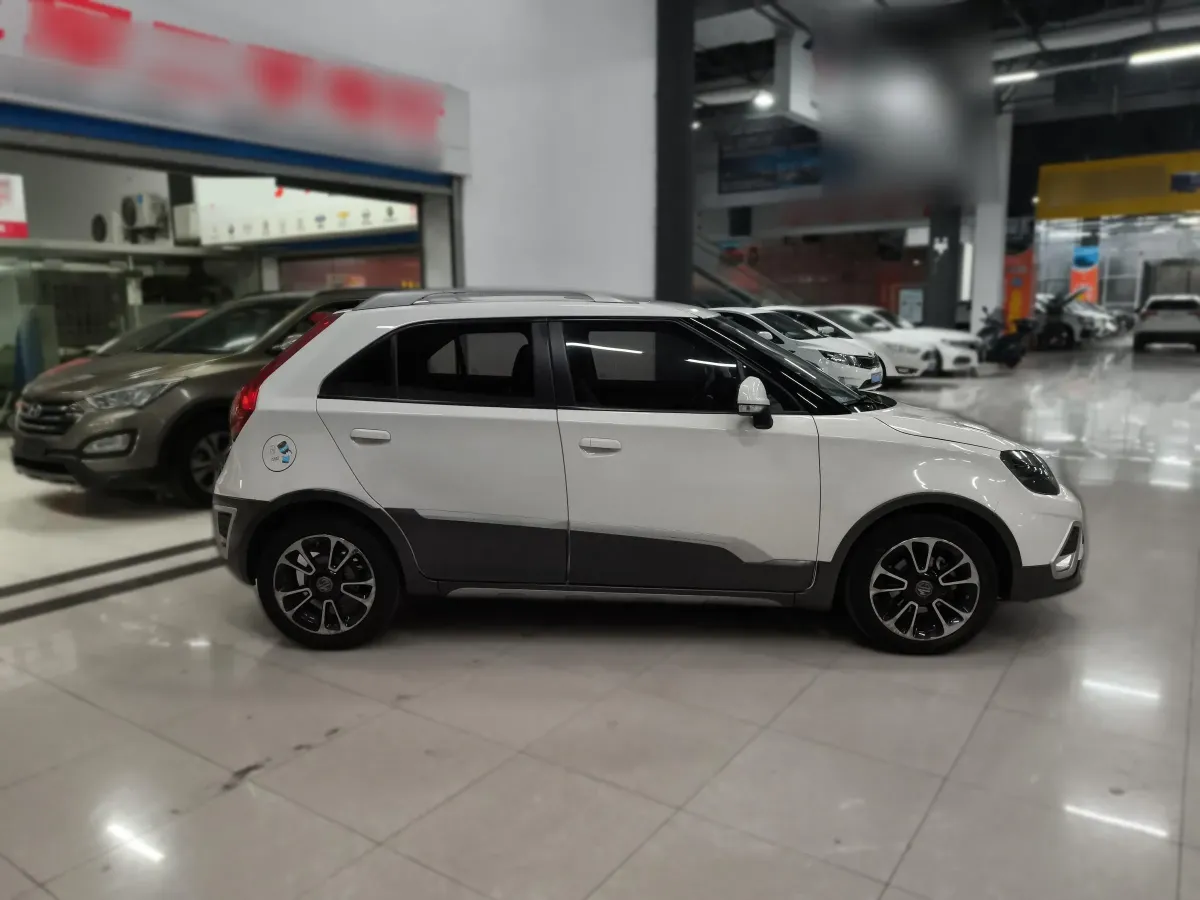2015 MG 3SW 1.5L 109HP L4 5AMT,autocango,china used car exporter,china ev exporter,chinese used car exporter,chinese used ev exporter