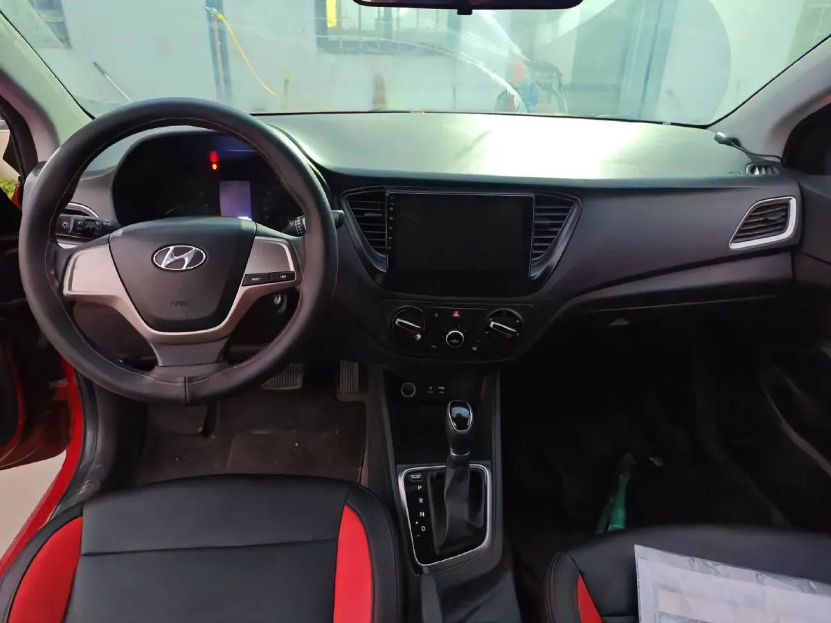 2017 Hyundai Verna RV 1.4L 100HP L4 6AT,autocango,china used car exporter,china ev exporter,chinese used car exporter,chinese used ev exporter