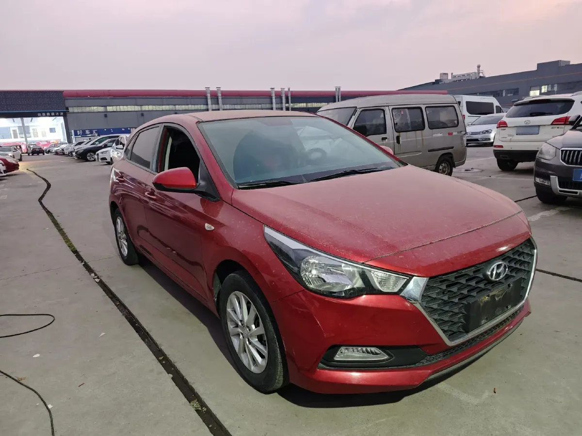 2017 Hyundai Verna RV 1.4L 100HP L4 6AT,autocango,china used car exporter,china ev exporter,chinese used car exporter,chinese used ev exporter