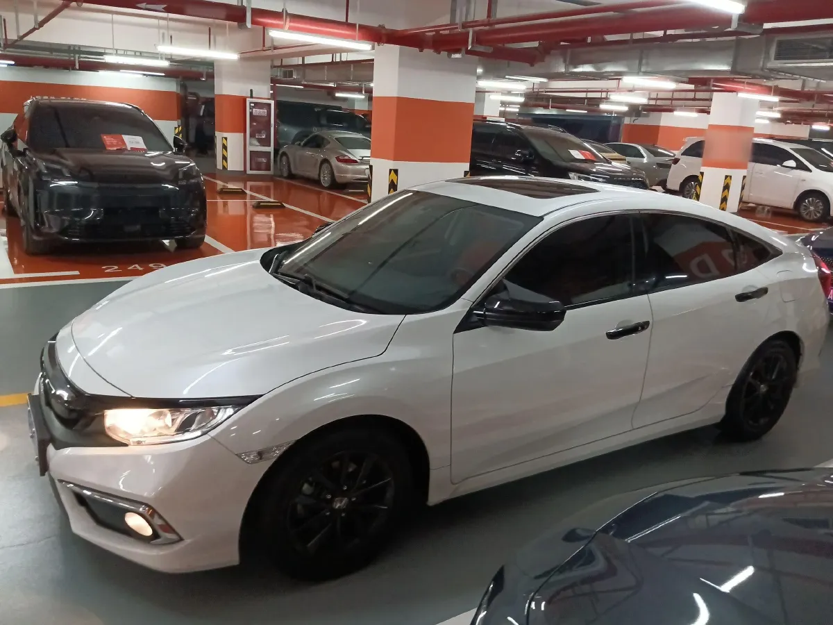 2019 Honda Civic 1.5T 177HP L4 CVT,autocango,china used car exporter,china ev exporter,chinese used car exporter,chinese used ev exporter