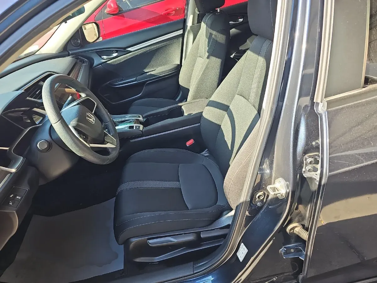 2019 Honda Civic 1.5T 177HP L4 CVT,autocango,china used car exporter,china ev exporter,chinese used car exporter,chinese used ev exporter