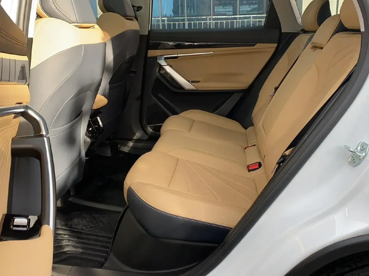 2023 Geely StarRay 1.5T 181HP L4 7DCT,autocango,china used car exporter,china ev exporter,chinese used car exporter,chinese used ev exporter