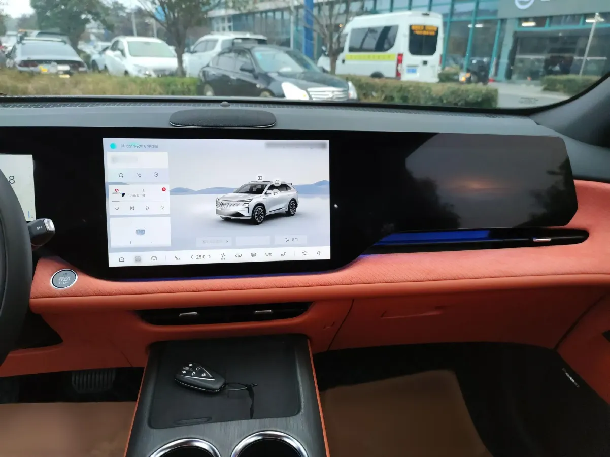 2025 ChangAn CS75 Plus 1.5T 192HP L4 8AT,autocango,china used car exporter,china ev exporter,chinese used car exporter,chinese used ev exporter