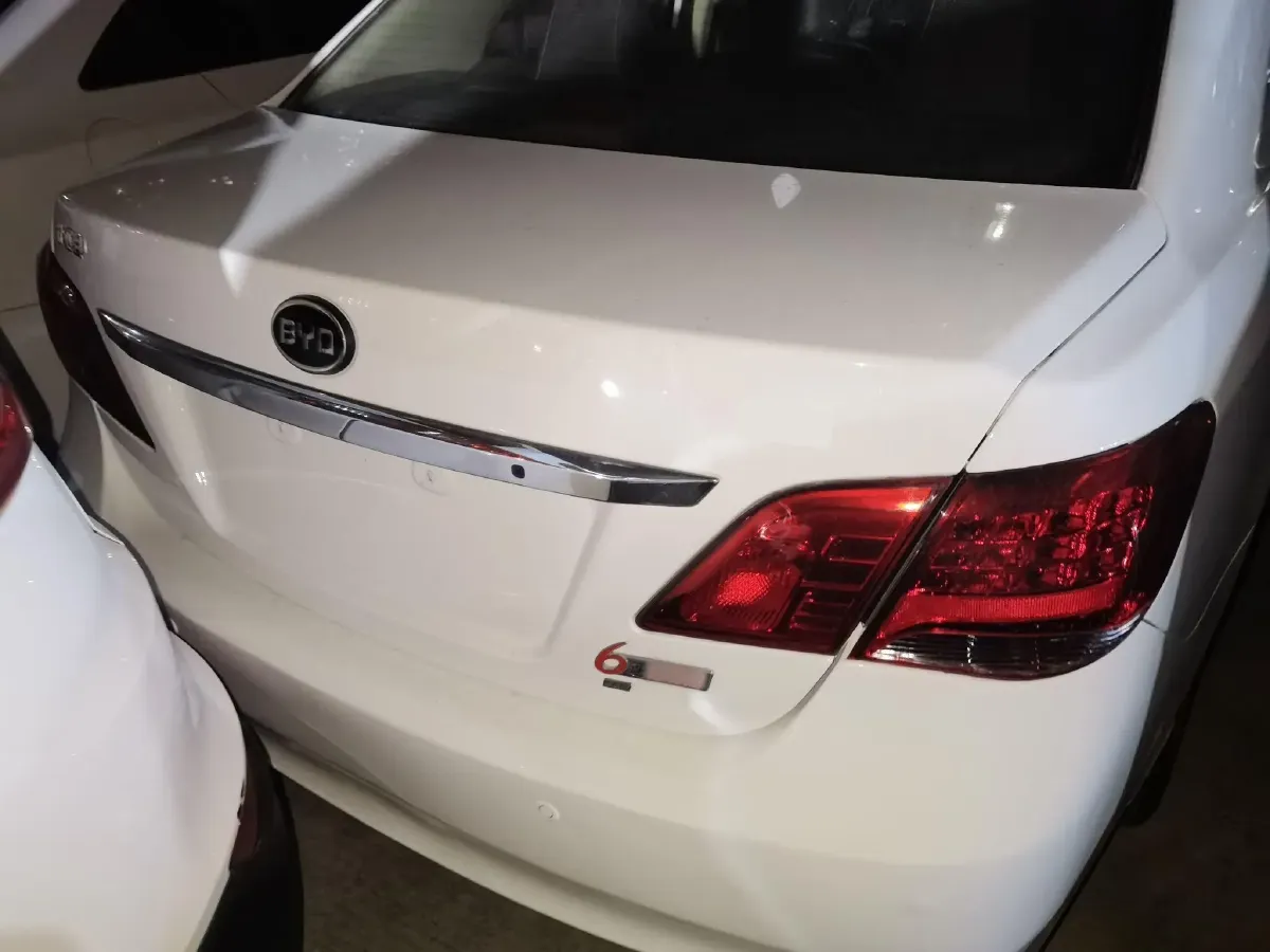2015 BYD L3 1.5L 109HP L4 6DCT,autocango,china used car exporter,china ev exporter,chinese used car exporter,chinese used ev exporter