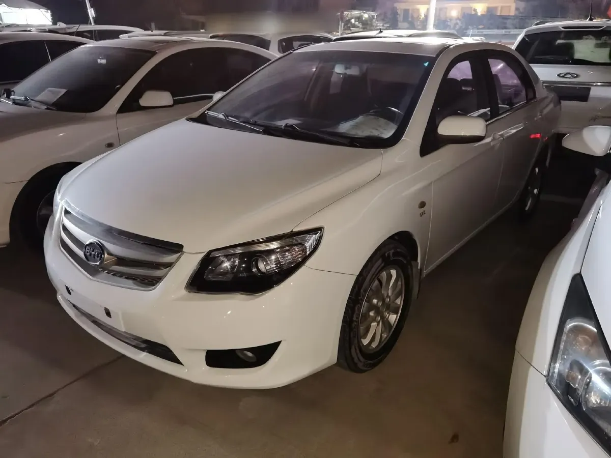 2015 BYD L3 1.5L 109HP L4 6DCT,autocango,china used car exporter,china ev exporter,chinese used car exporter,chinese used ev exporter