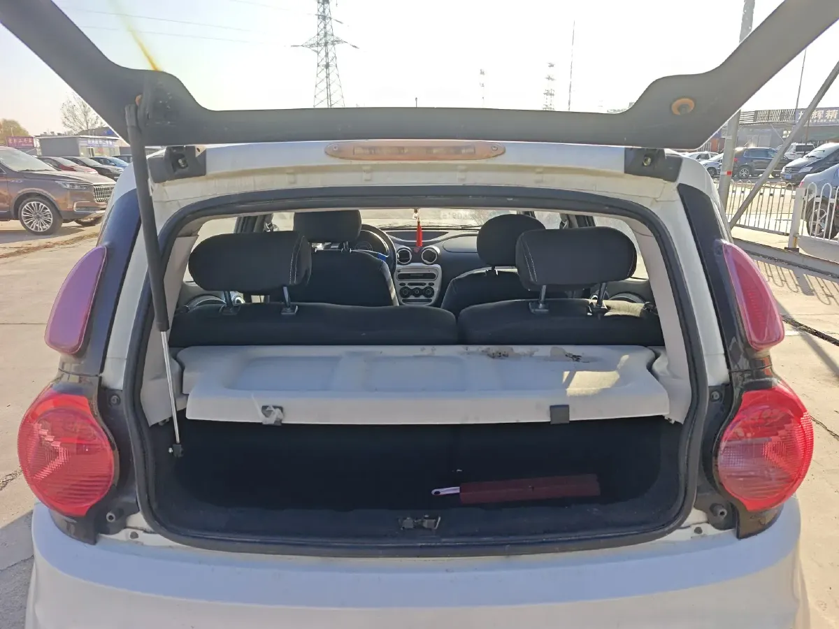 2012 ChangAn BenBen MINI 1.0L 69HP L4 5AMT,autocango,china used car exporter,china ev exporter,chinese used car exporter,chinese used ev exporter