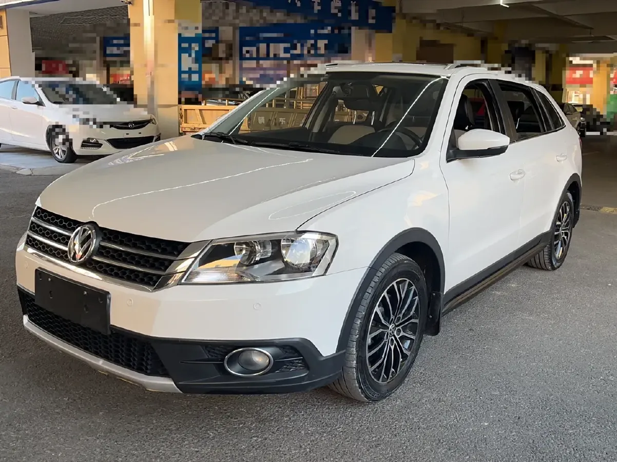 2014 Volkswagen Cross Lavida 1.6L 110HP L4 6AT,autocango,china used car exporter,china ev exporter,chinese used car exporter,chinese used ev exporter