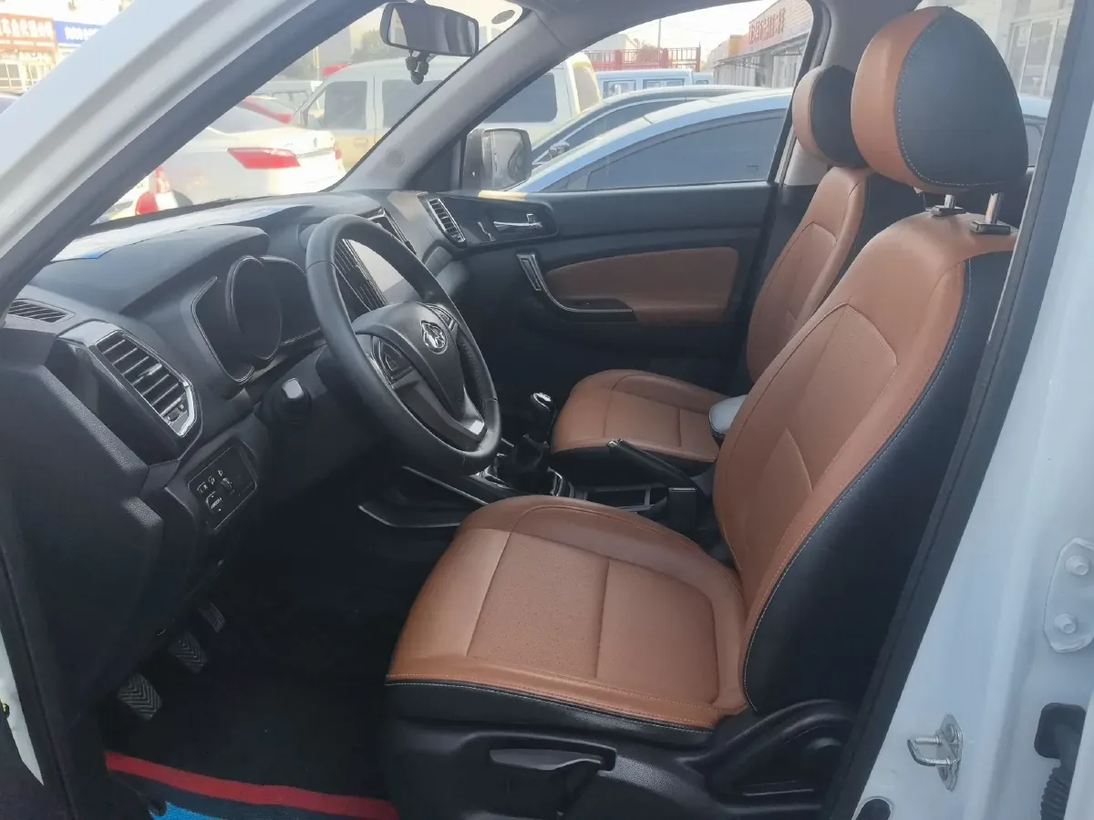 2016 ChangAn Oshan CX70 1.6L 117HP L4 5MT,autocango,china used car exporter,china ev exporter,chinese used car exporter,chinese used ev exporter