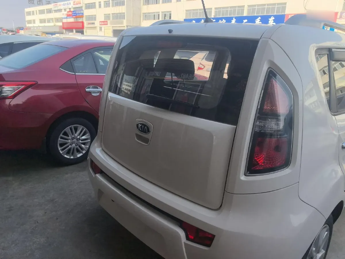 2013 Kia Soul 1.6L 123HP L4 4AT,autocango,china used car exporter,china ev exporter,chinese used car exporter,chinese used ev exporter
