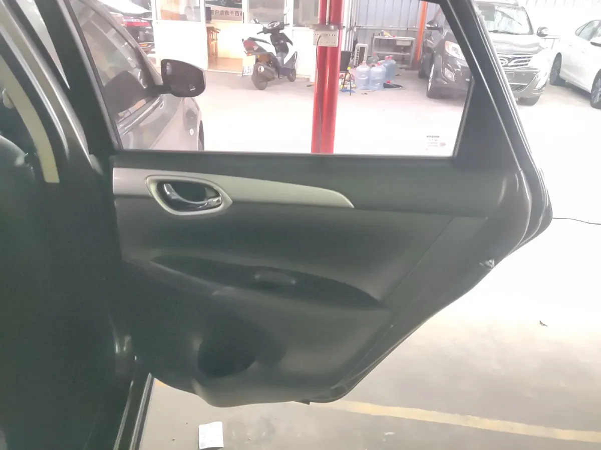 2014 Nissan Sylphy 1.6L 126HP L4 CVT,autocango,china used car exporter,china ev exporter,chinese used car exporter,chinese used ev exporter