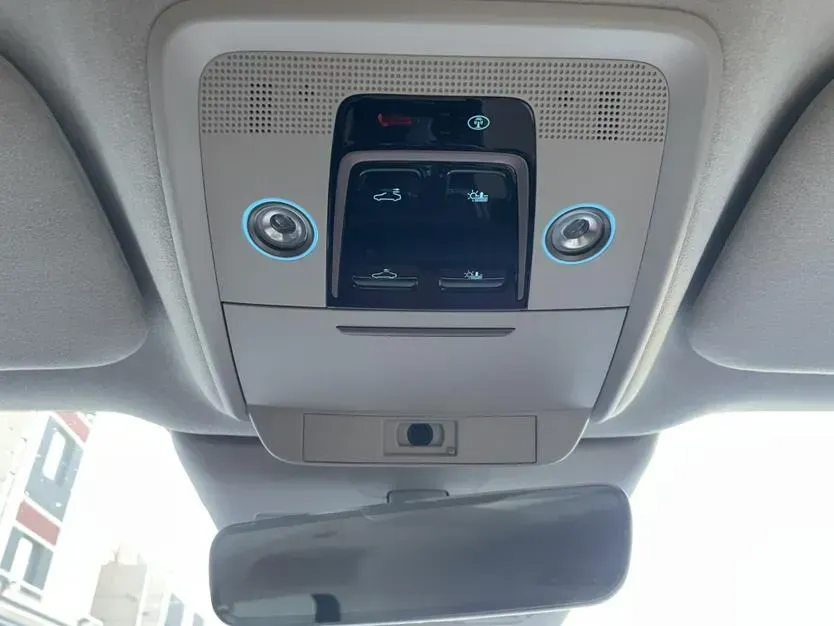 2022 Denza D9 1.5T 139HP L4 E-CVT PHEV 40.06KWH,autocango,china used car exporter,china ev exporter,chinese used car exporter,chinese used ev exporter