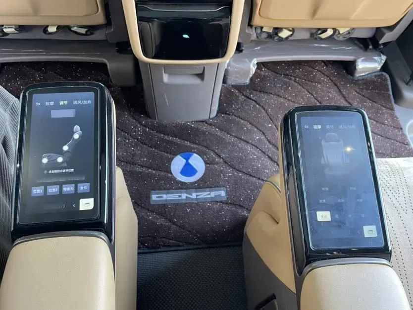 2022 Denza D9 1.5T 139HP L4 E-CVT PHEV 40.06KWH,autocango,china used car exporter,china ev exporter,chinese used car exporter,chinese used ev exporter