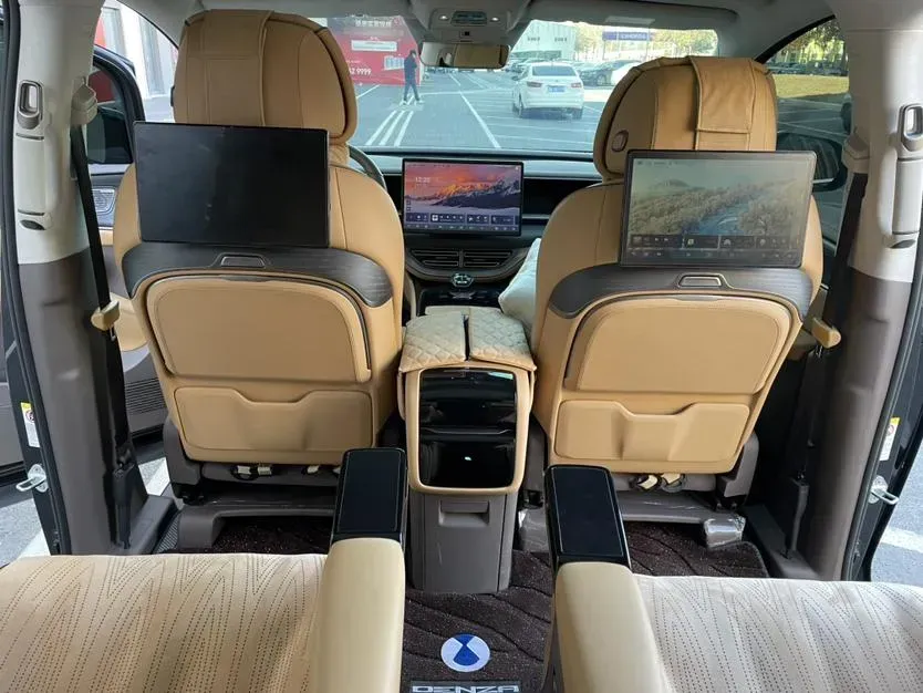 2022 Denza D9 1.5T 139HP L4 E-CVT PHEV 40.06KWH,autocango,china used car exporter,china ev exporter,chinese used car exporter,chinese used ev exporter