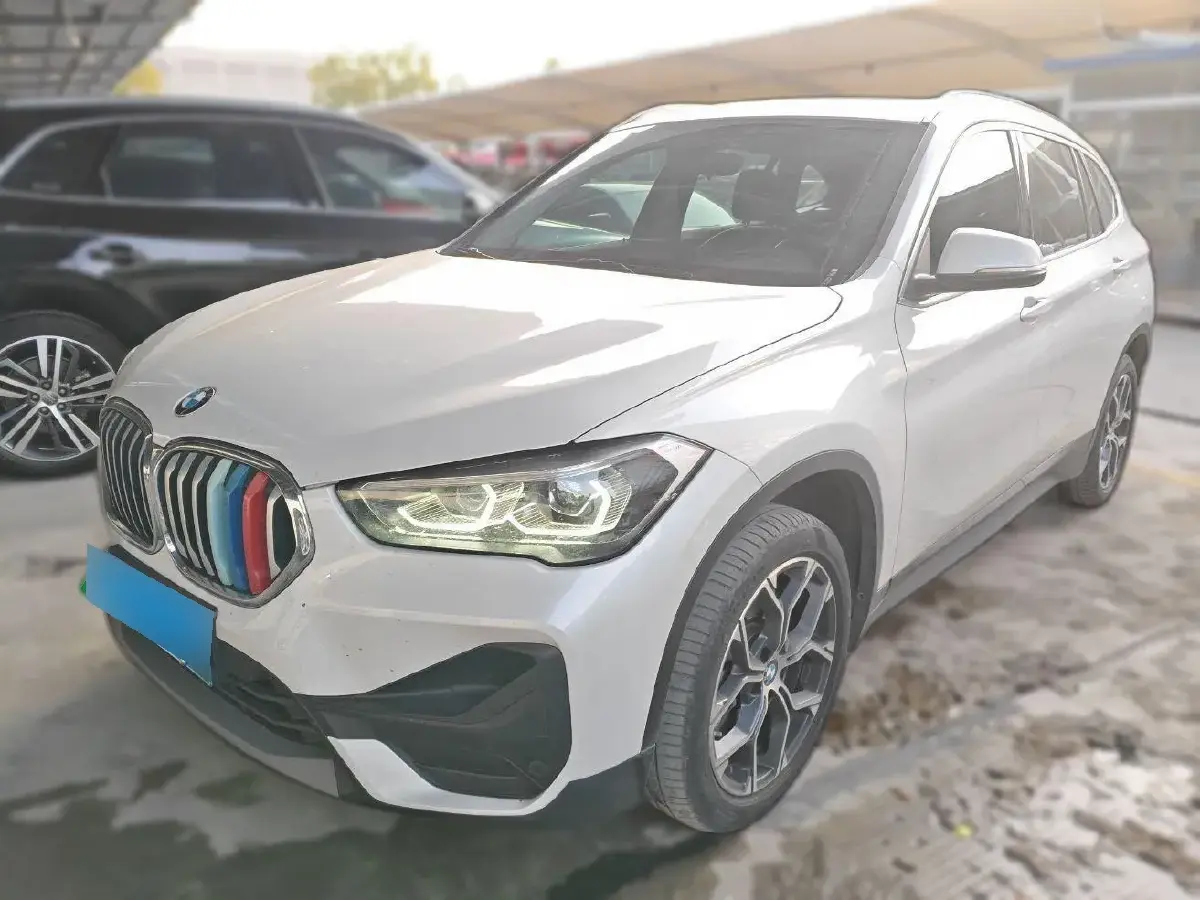 2022 BMW X1 2.0T 192HP L4 7DCT