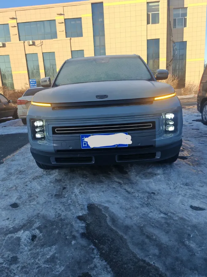 2020 Geely ICON 1.5T 177HP L3 7DCT,autocango,china used car exporter,china ev exporter,chinese used car exporter,chinese used ev exporter