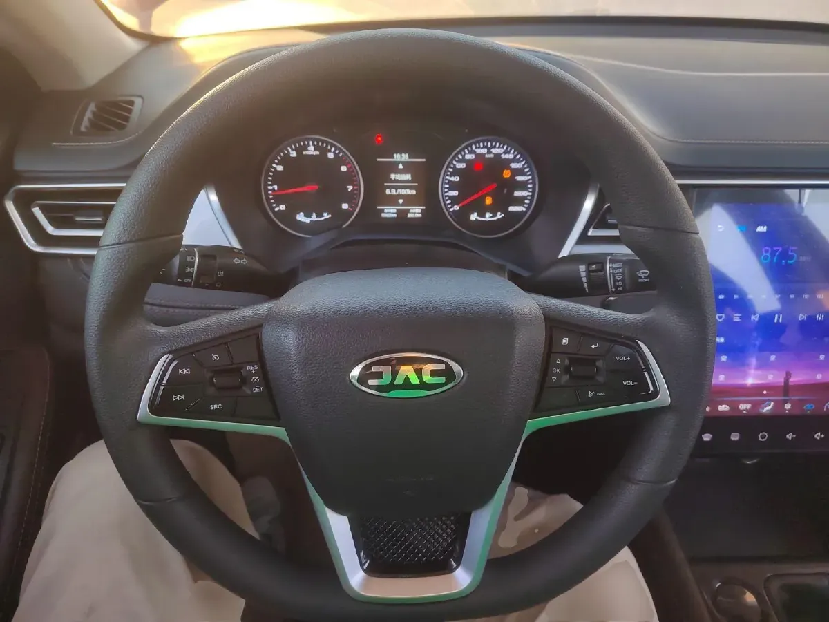 2020 JAC JiaYue A5 1.5T 150HP L4 6MT,autocango,china used car exporter,china ev exporter,chinese used car exporter,chinese used ev exporter