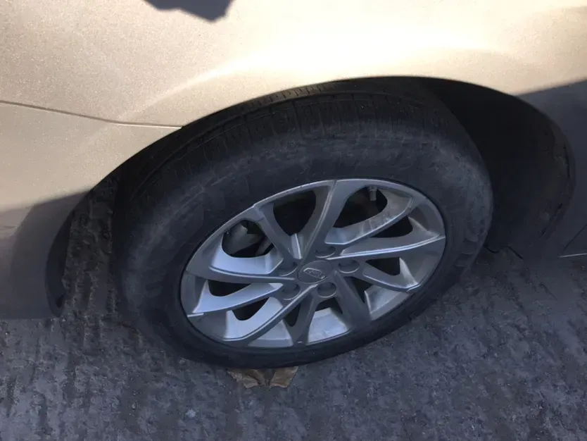 2021 Geely Emgrand 1.5L 109HP L4 5MT,autocango,china used car exporter,china ev exporter,chinese used car exporter,chinese used ev exporter