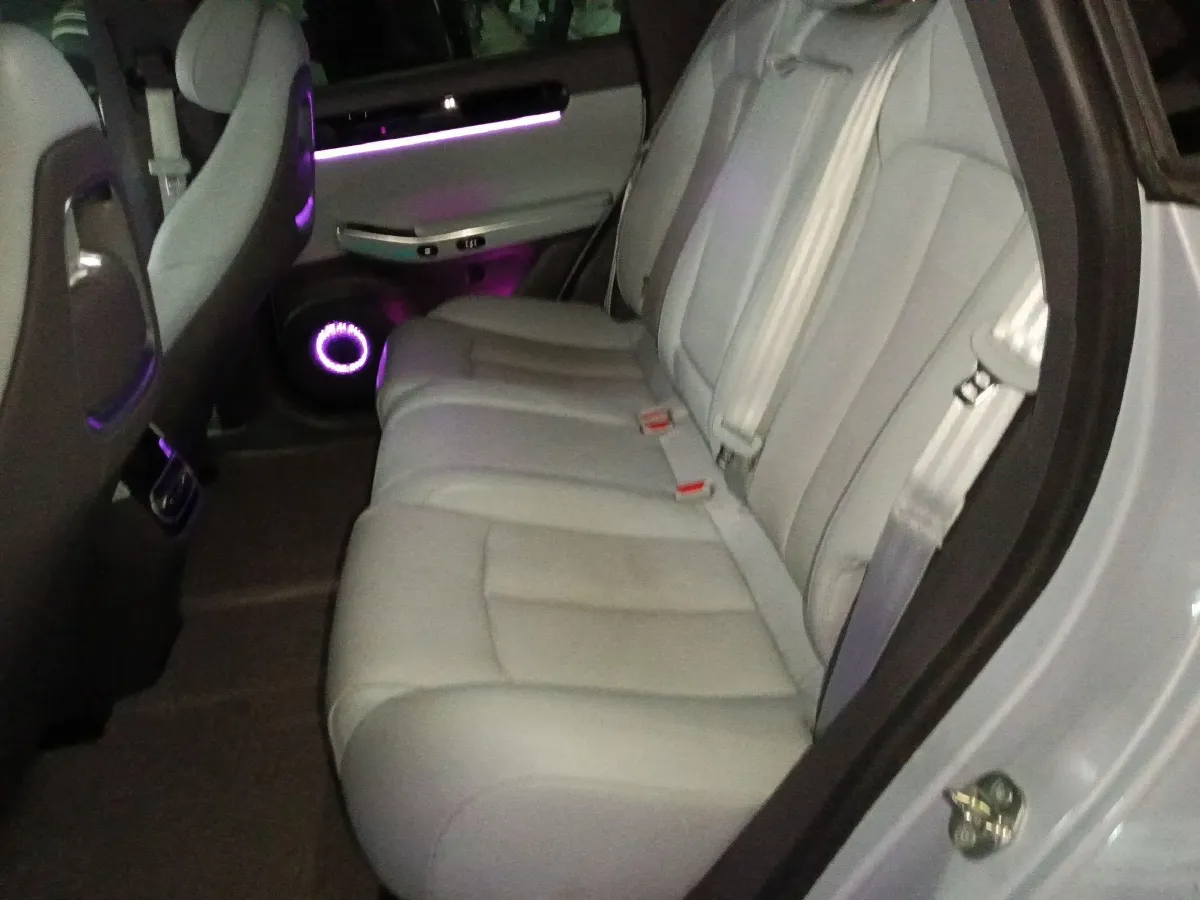 2023 Leapmotor C01 BEV 62.8KWH,autocango,china used car exporter,china ev exporter,chinese used car exporter,chinese used ev exporter