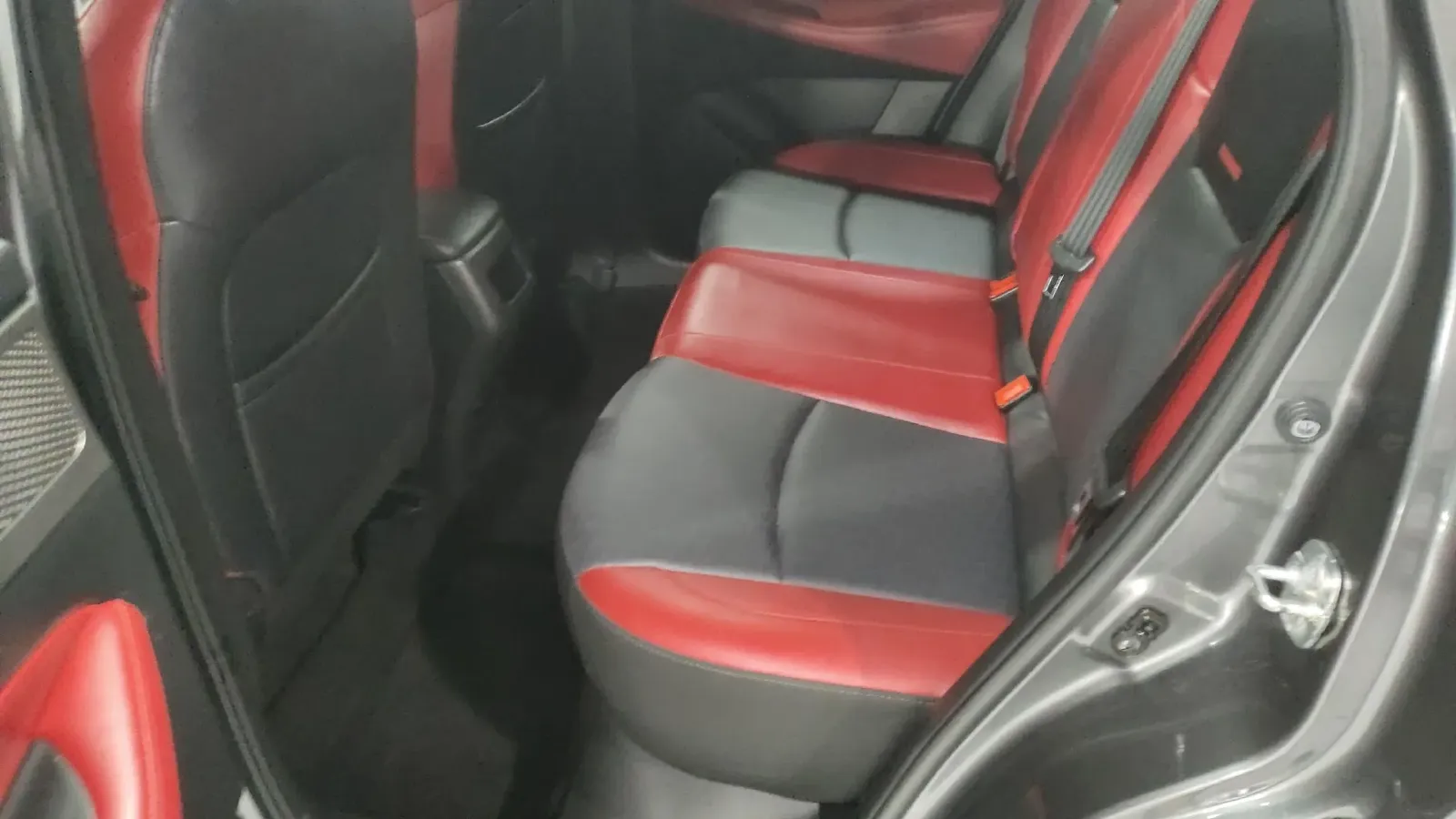 2021 ChangAn CS35 Plus 1.4T 160HP L4 7DCT,autocango,china used car exporter,china ev exporter,chinese used car exporter,chinese used ev exporter