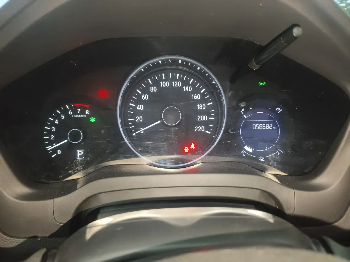 2017 Honda Vezel 1.8L 136HP L4 CVT,autocango,china used car exporter,china ev exporter,chinese used car exporter,chinese used ev exporter