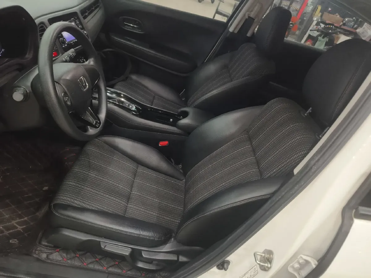 2017 Honda Vezel 1.8L 136HP L4 CVT,autocango,china used car exporter,china ev exporter,chinese used car exporter,chinese used ev exporter