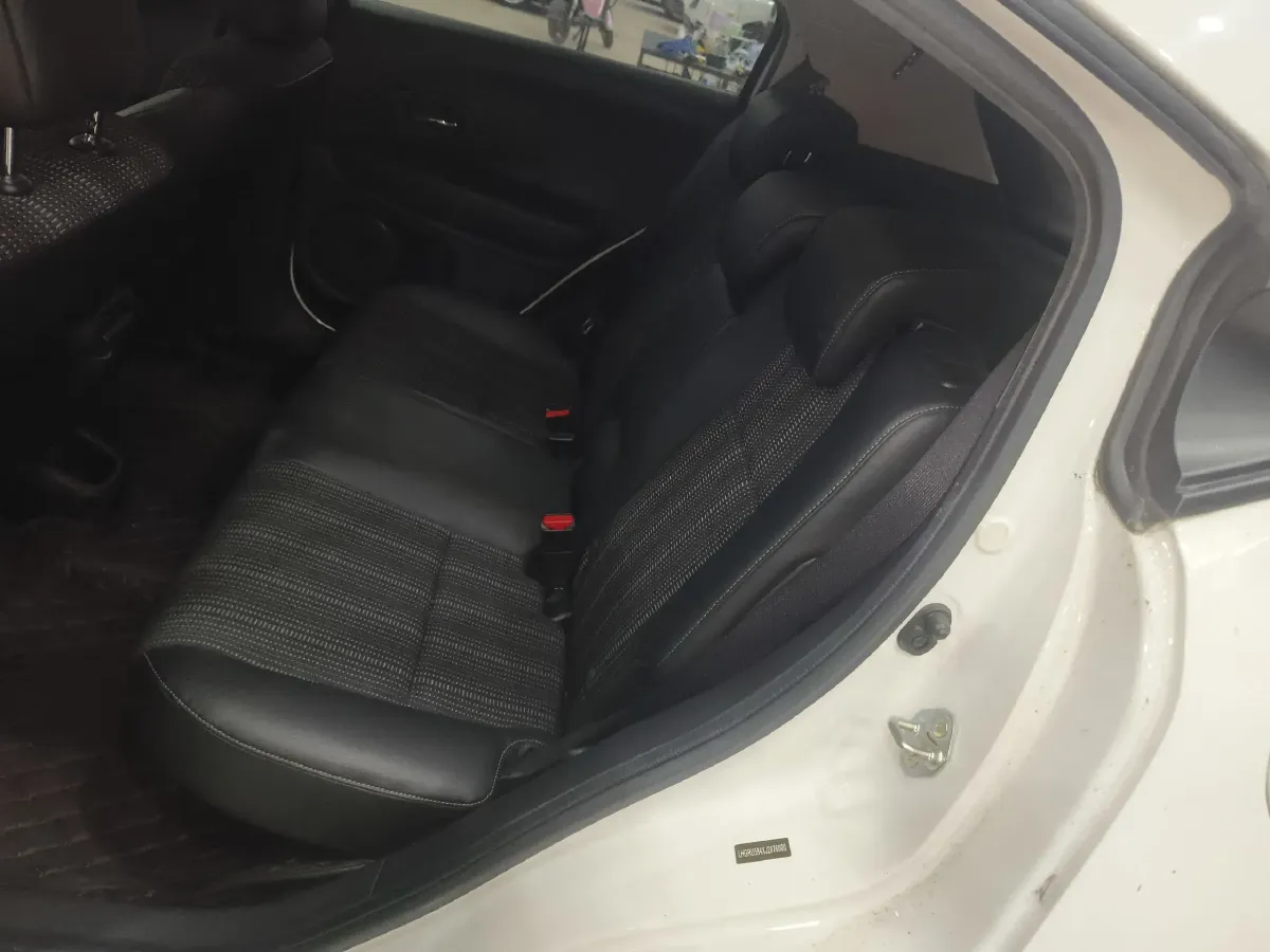 2017 Honda Vezel 1.8L 136HP L4 CVT,autocango,china used car exporter,china ev exporter,chinese used car exporter,chinese used ev exporter