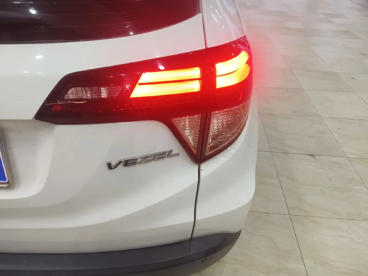 2017 Honda Vezel 1.8L 136HP L4 CVT,autocango,china used car exporter,china ev exporter,chinese used car exporter,chinese used ev exporter