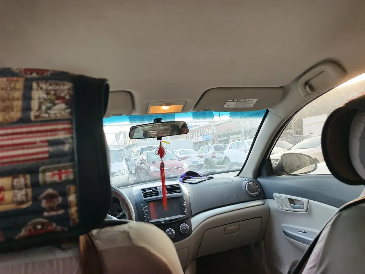 2012 ChangAn Alsvin V5 1.5L 114HP L4 5MT,autocango,china used car exporter,china ev exporter,chinese used car exporter,chinese used ev exporter