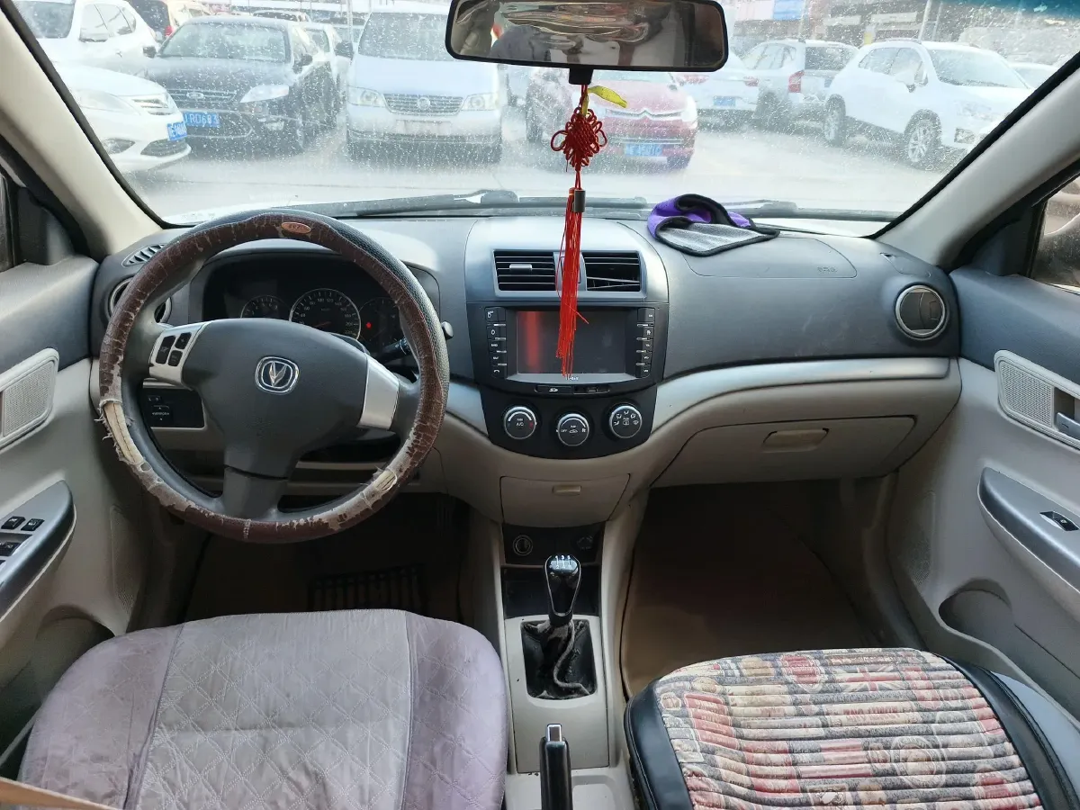 2012 ChangAn Alsvin V5 1.5L 114HP L4 5MT,autocango,china used car exporter,china ev exporter,chinese used car exporter,chinese used ev exporter