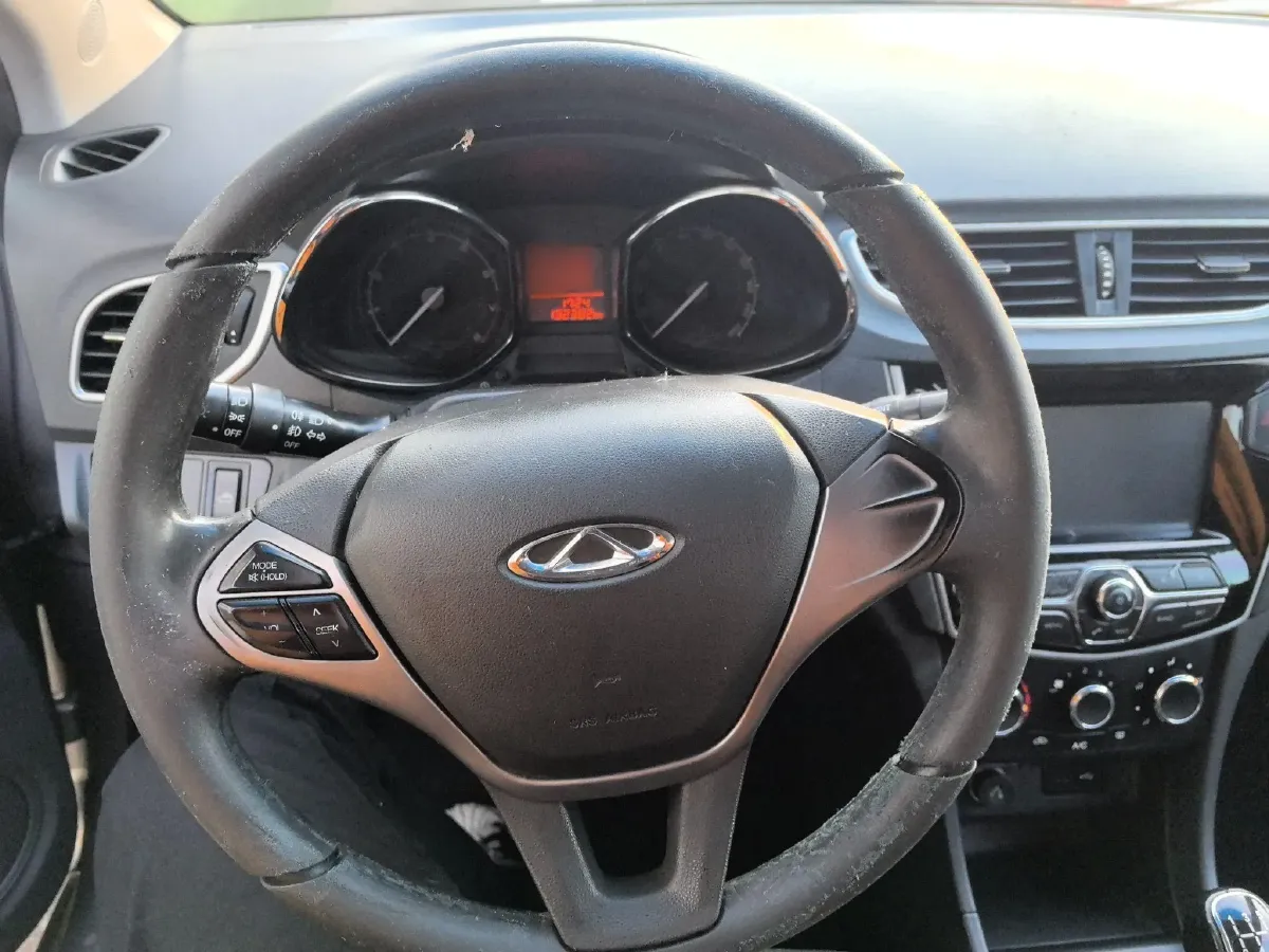 2015 Chery Arrizo 3 1.5L 109HP L4 5MT,autocango,china used car exporter,china ev exporter,chinese used car exporter,chinese used ev exporter