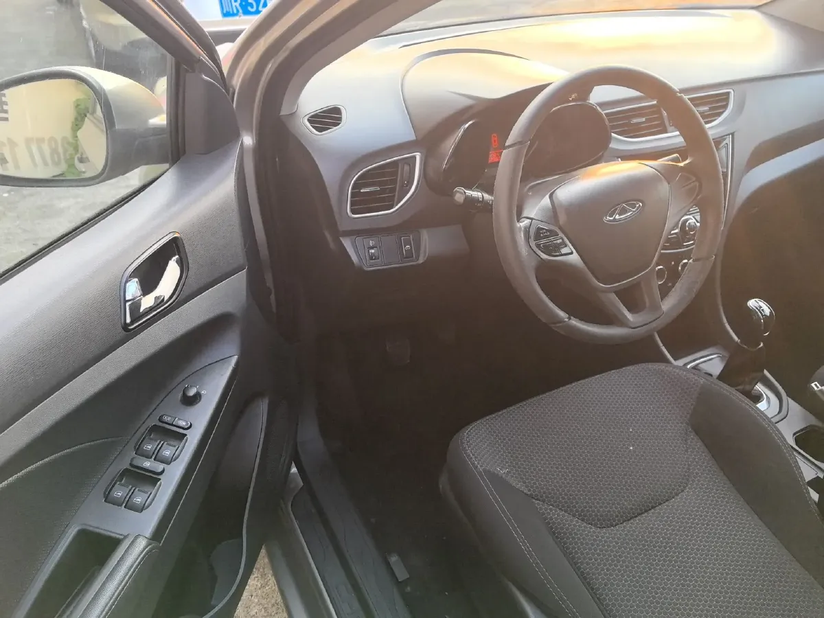 2015 Chery Arrizo 3 1.5L 109HP L4 5MT,autocango,china used car exporter,china ev exporter,chinese used car exporter,chinese used ev exporter