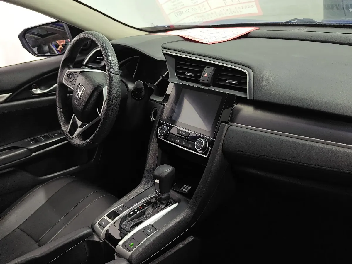 2016 Honda Civic 1.5T 177HP L4 CVT,autocango,china used car exporter,china ev exporter,chinese used car exporter,chinese used ev exporter
