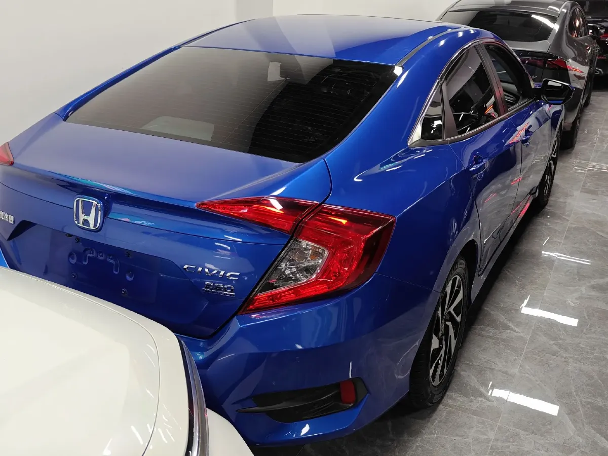 2016 Honda Civic 1.5T 177HP L4 CVT,autocango,china used car exporter,china ev exporter,chinese used car exporter,chinese used ev exporter
