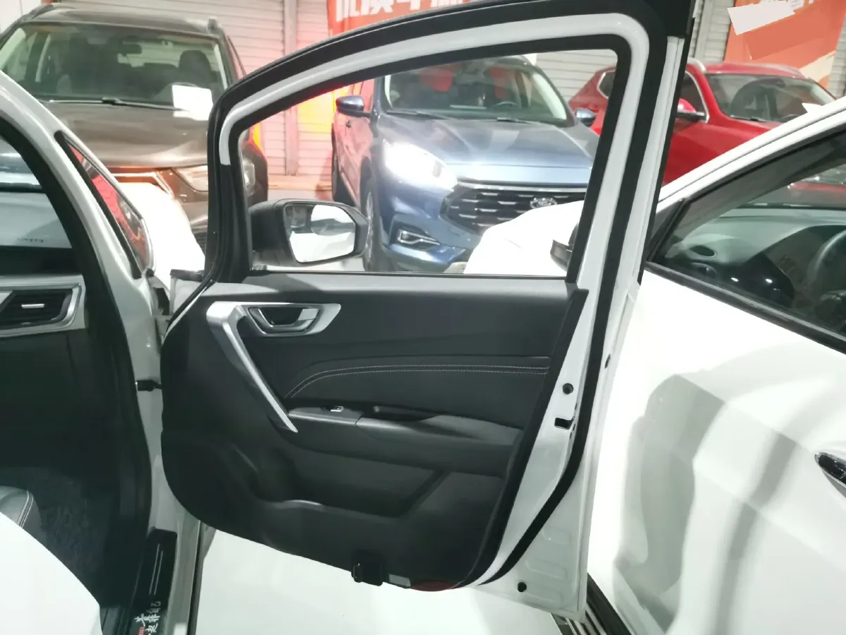 2020 Geely Vision X3 1.5L 109HP L4 CVT,autocango,china used car exporter,china ev exporter,chinese used car exporter,chinese used ev exporter