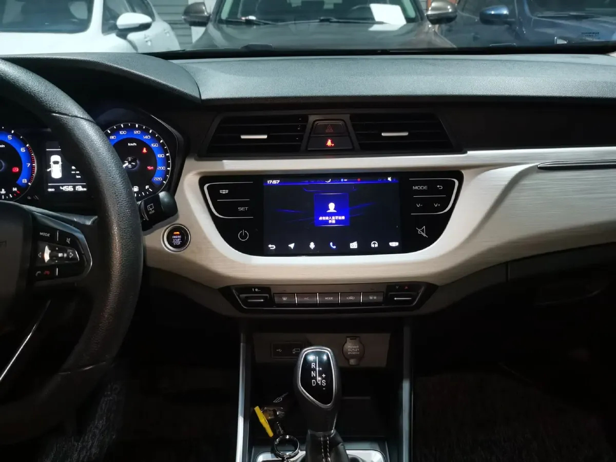 2020 Geely Vision X3 1.5L 109HP L4 CVT,autocango,china used car exporter,china ev exporter,chinese used car exporter,chinese used ev exporter