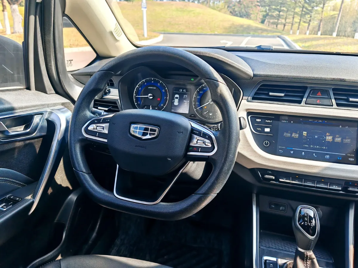 2020 Geely Vision X3 1.5L 109HP L4 CVT,autocango,china used car exporter,china ev exporter,chinese used car exporter,chinese used ev exporter