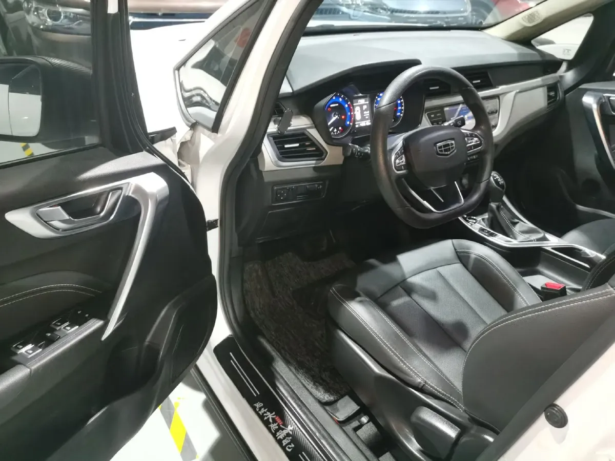 2020 Geely Vision X3 1.5L 109HP L4 CVT,autocango,china used car exporter,china ev exporter,chinese used car exporter,chinese used ev exporter