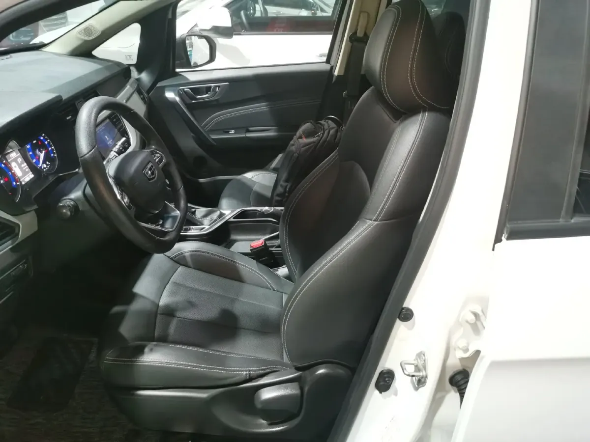 2020 Geely Vision X3 1.5L 109HP L4 CVT,autocango,china used car exporter,china ev exporter,chinese used car exporter,chinese used ev exporter